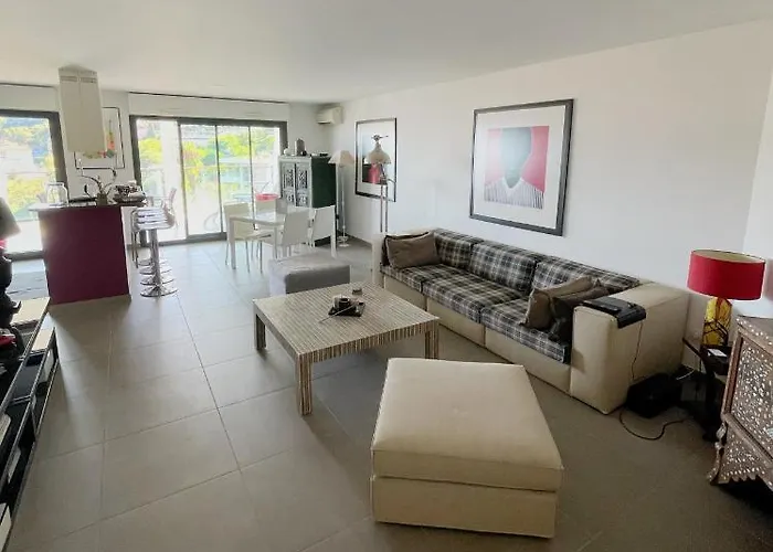 Grand 3 Pieces Avec Terrasse Vue Mer Tout Confort